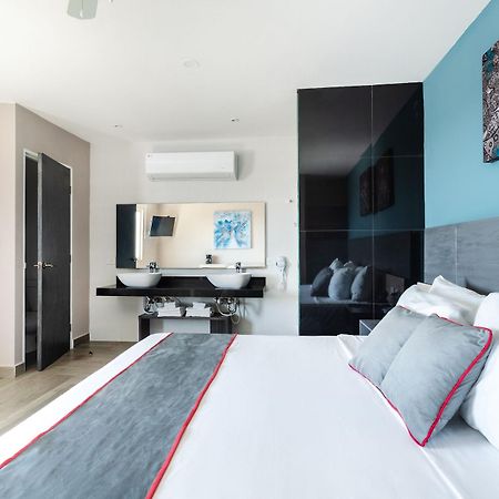 Bfh Attraction Deluxe Hotel Playa del Carmen Ngoại thất bức ảnh