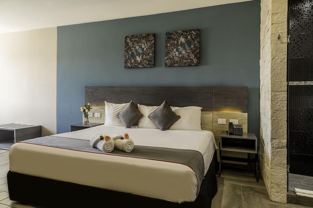 Bfh Attraction Deluxe Hotel Playa del Carmen Ngoại thất bức ảnh