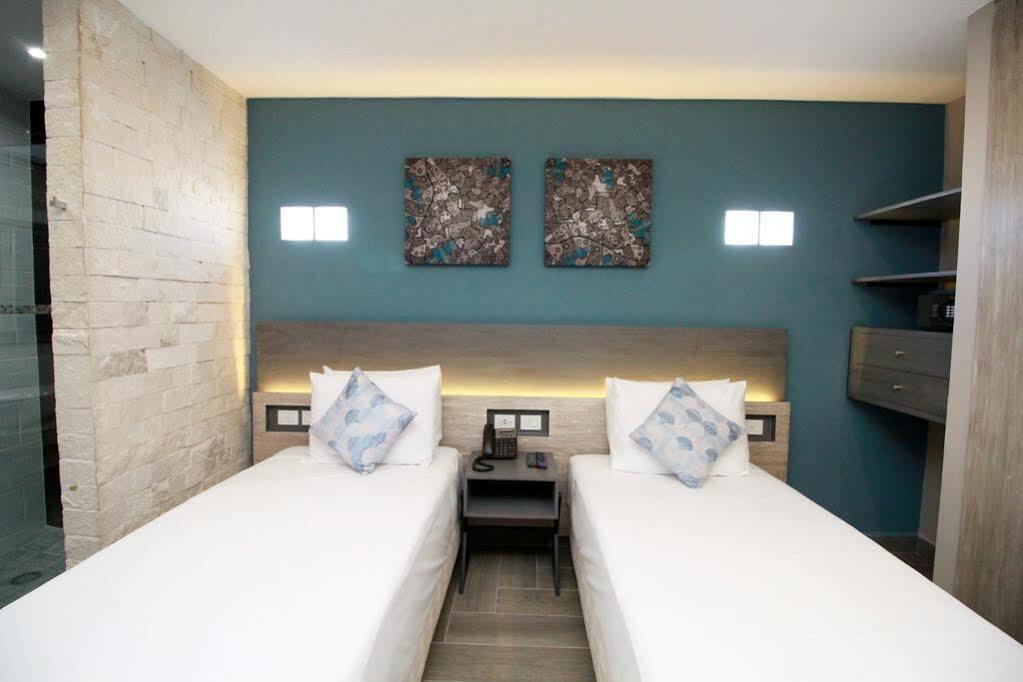 Bfh Attraction Deluxe Hotel Playa del Carmen Ngoại thất bức ảnh